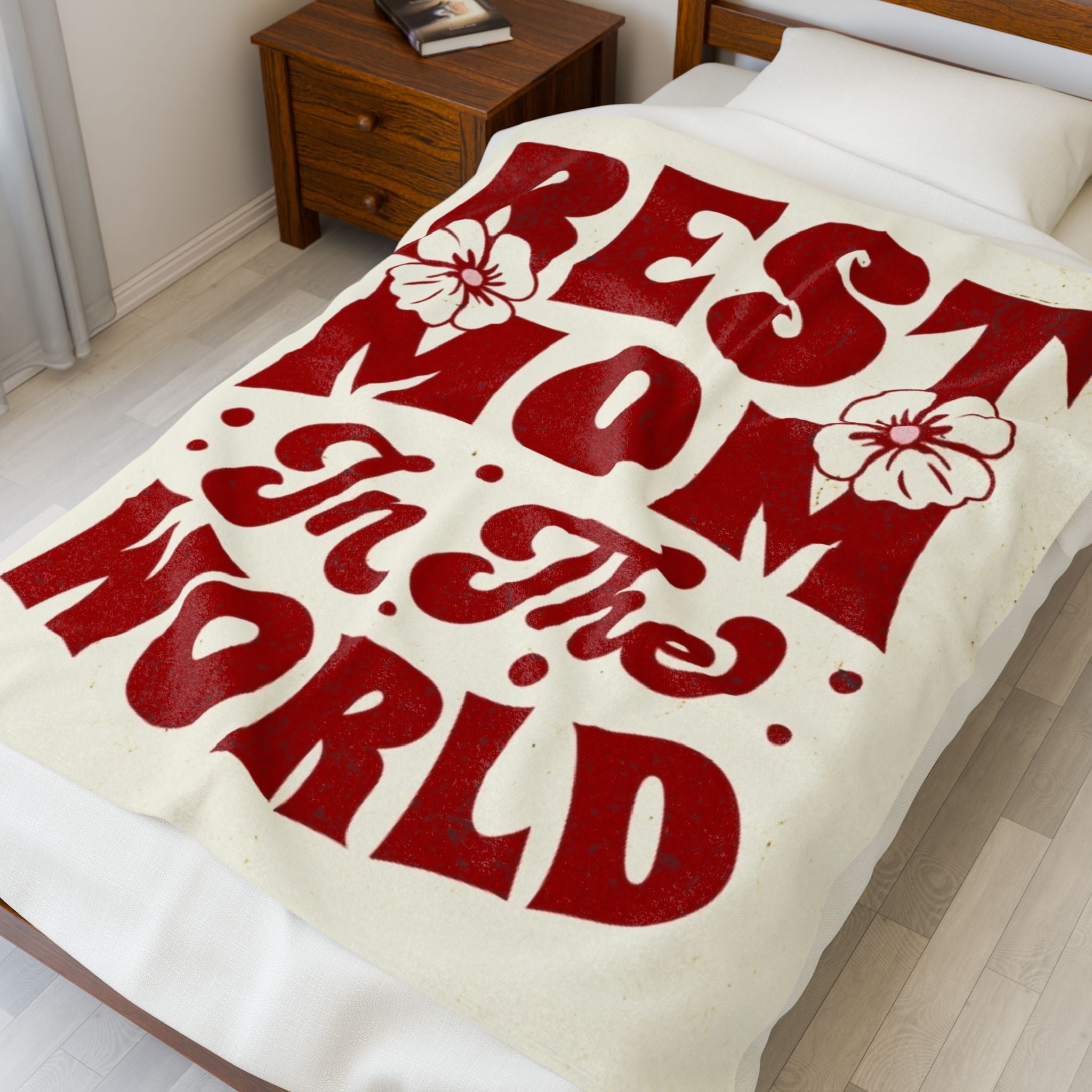 Best Mom In The World Velveteen Plush Blanket