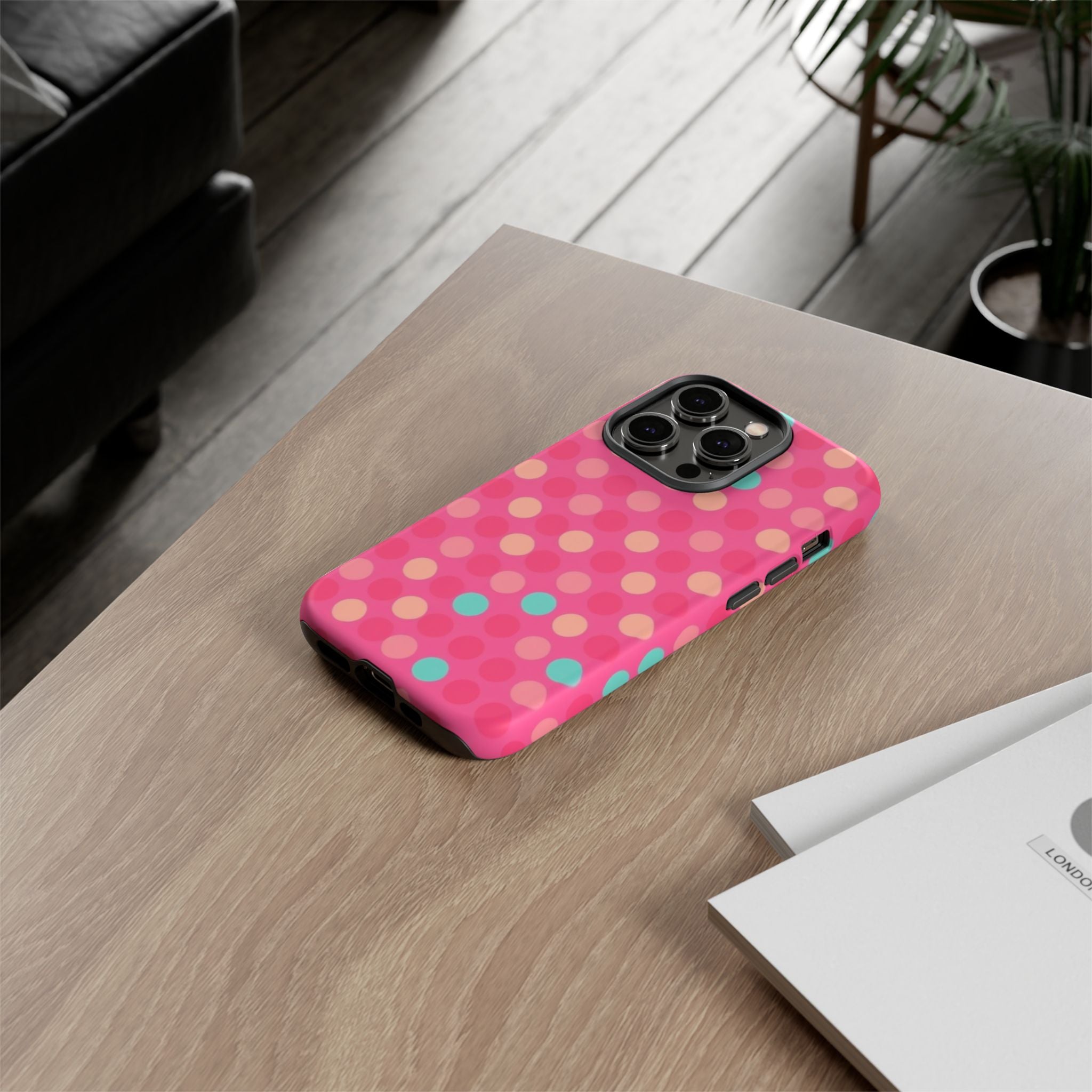 Android OR iPhone Protective Cases - Retro Polka Dots Pattern Tough Case