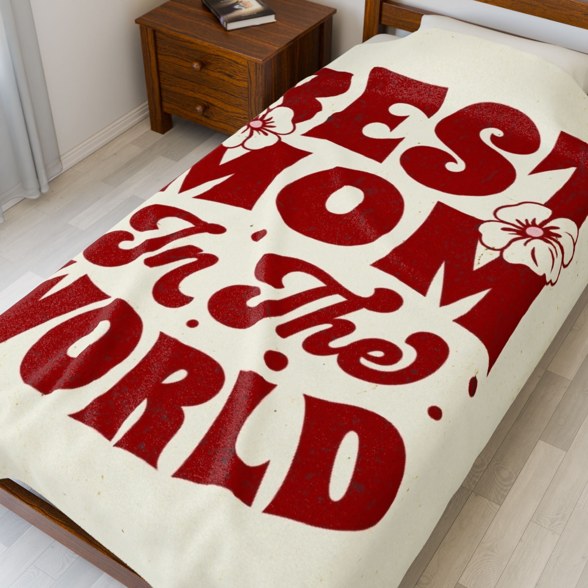 Best Mom In The World Velveteen Plush Blanket