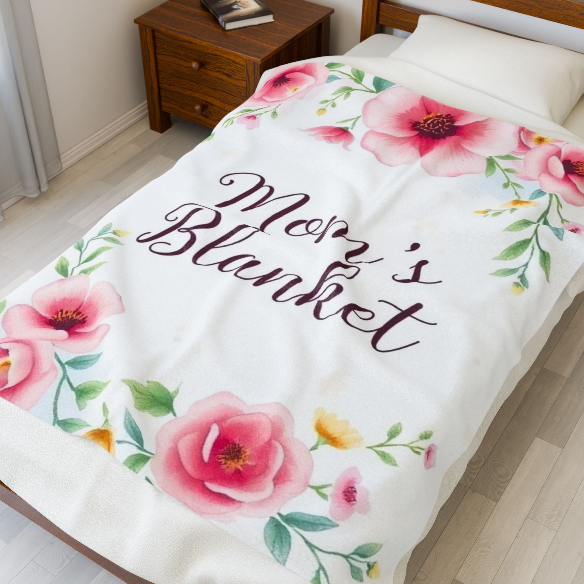 Mom's Blanket Velveteen Plush Blanket – For Comfort and Warmth
