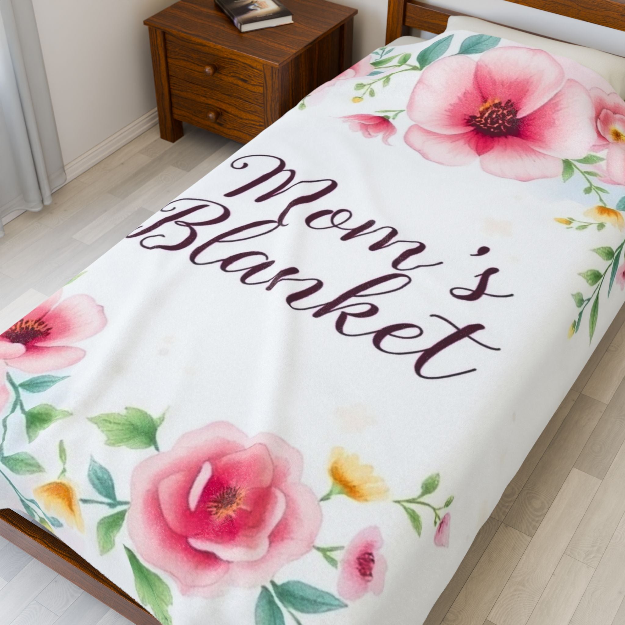 Mom's Blanket Velveteen Plush Blanket – For Comfort and Warmth