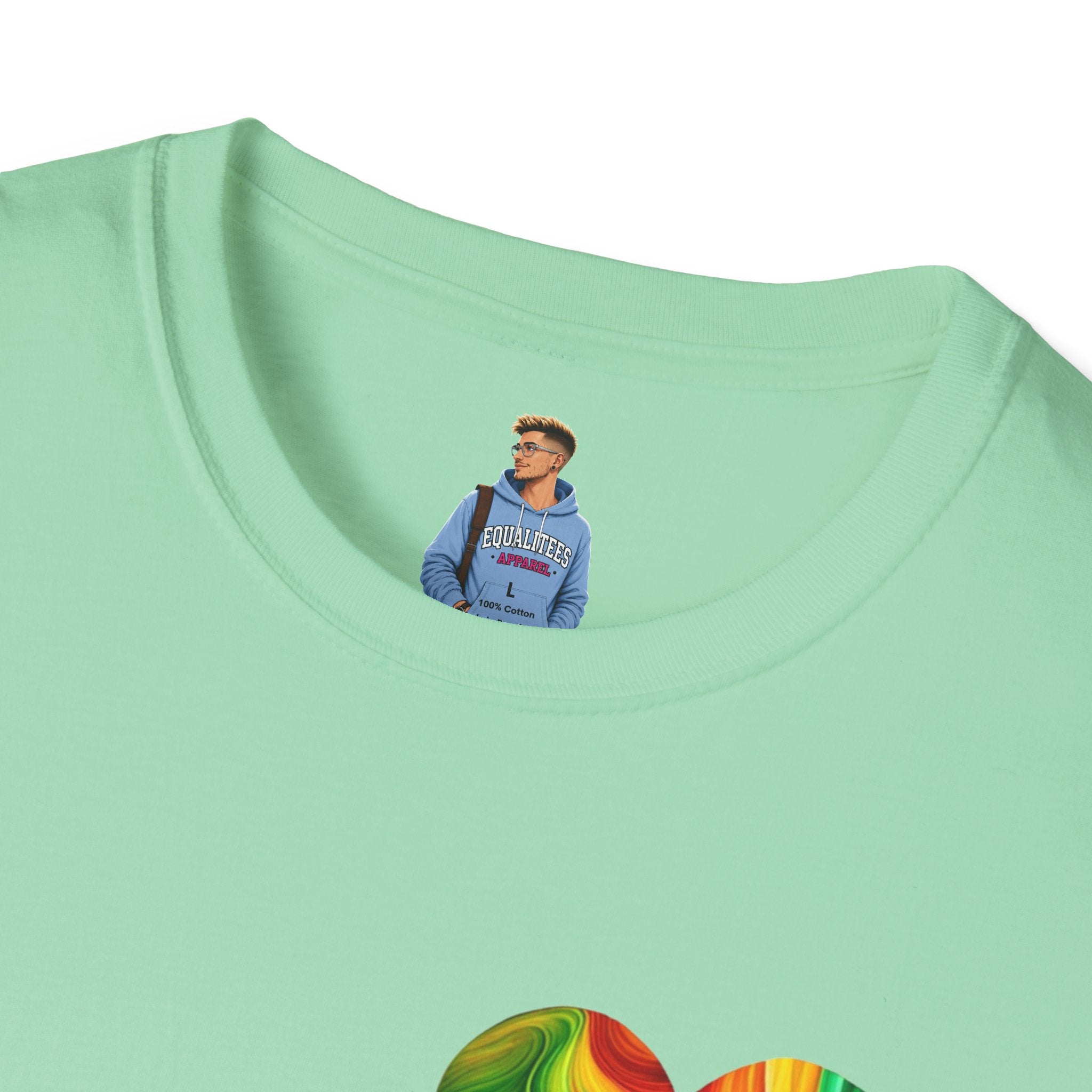 Pride Heart Design T-shirt