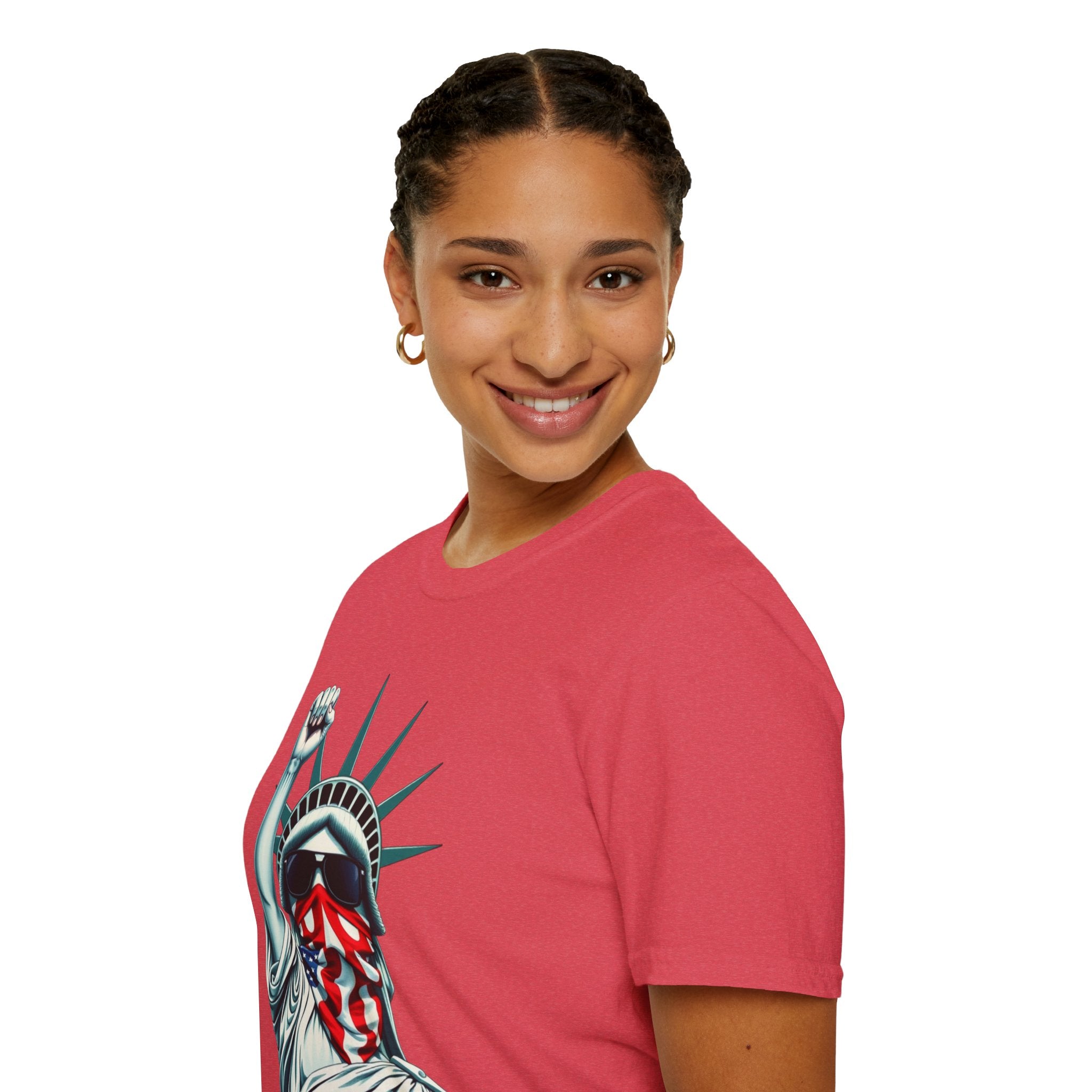 Resist - Patriotic Statue of Liberty T-Shirt - Unisex Softstyle Tee