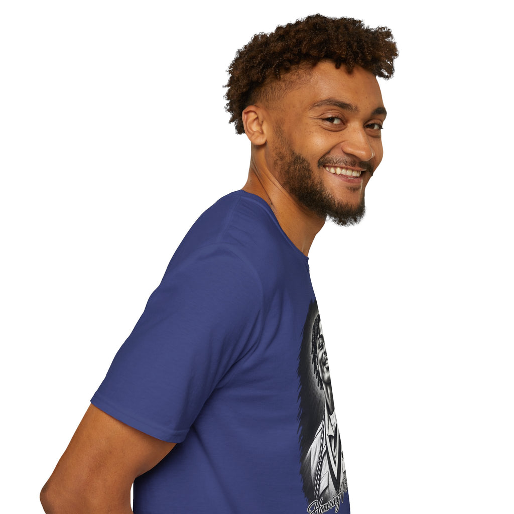 Smiling Portrait Front - In Memory of Pierre Damas Bel T-Shirt