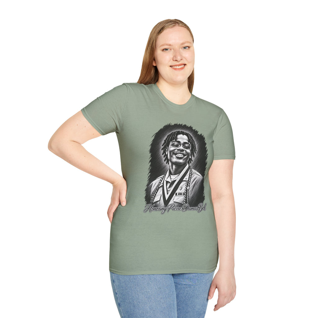 Smiling Portrait Front - In Memory of Pierre Damas Bel T-Shirt