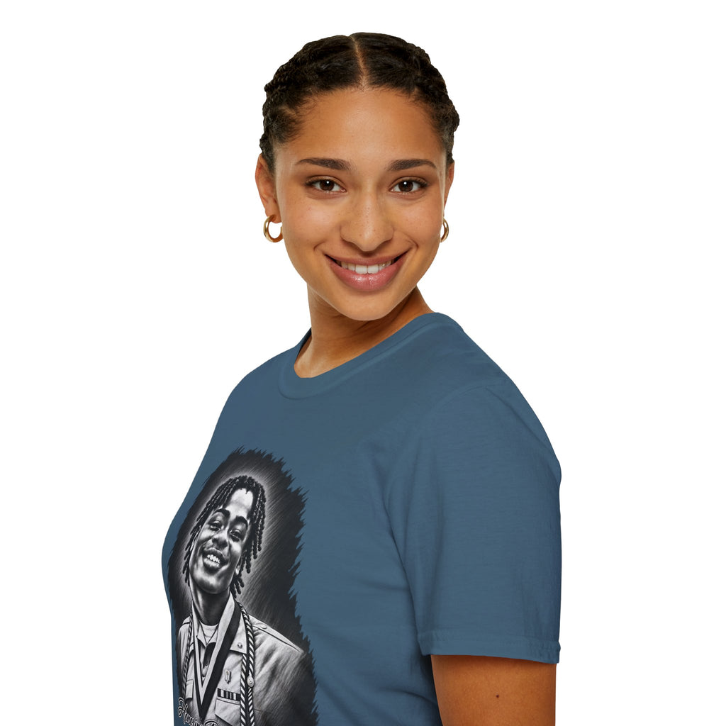 Smiling Portrait Front - In Memory of Pierre Damas Bel T-Shirt