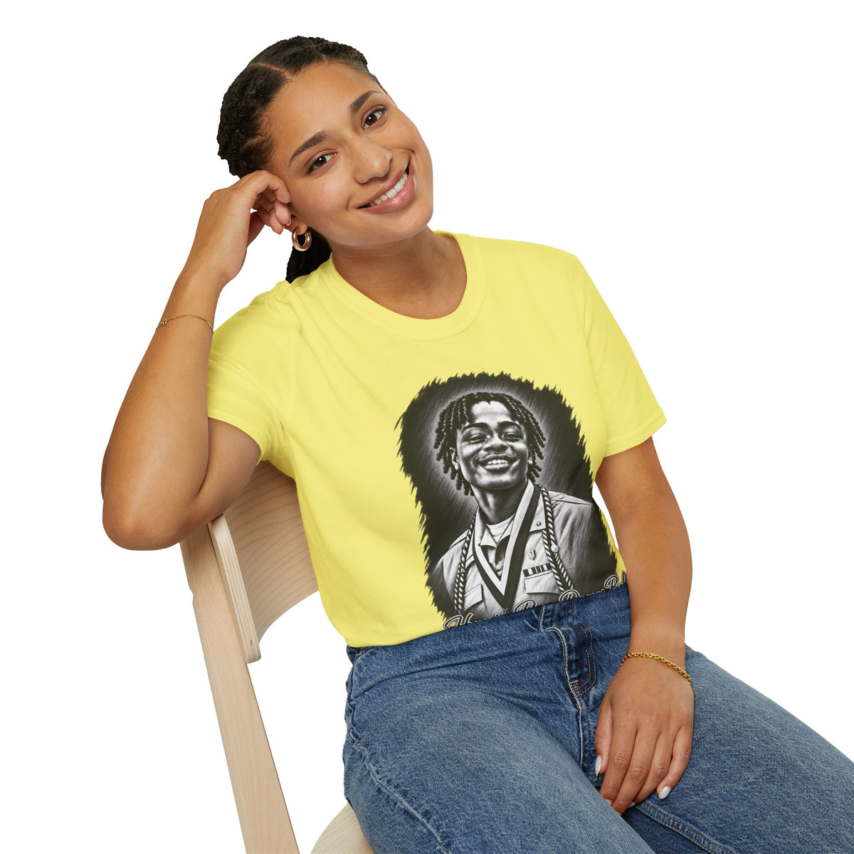 Smiling Portrait Front - In Memory of Pierre Damas Bel T-Shirt