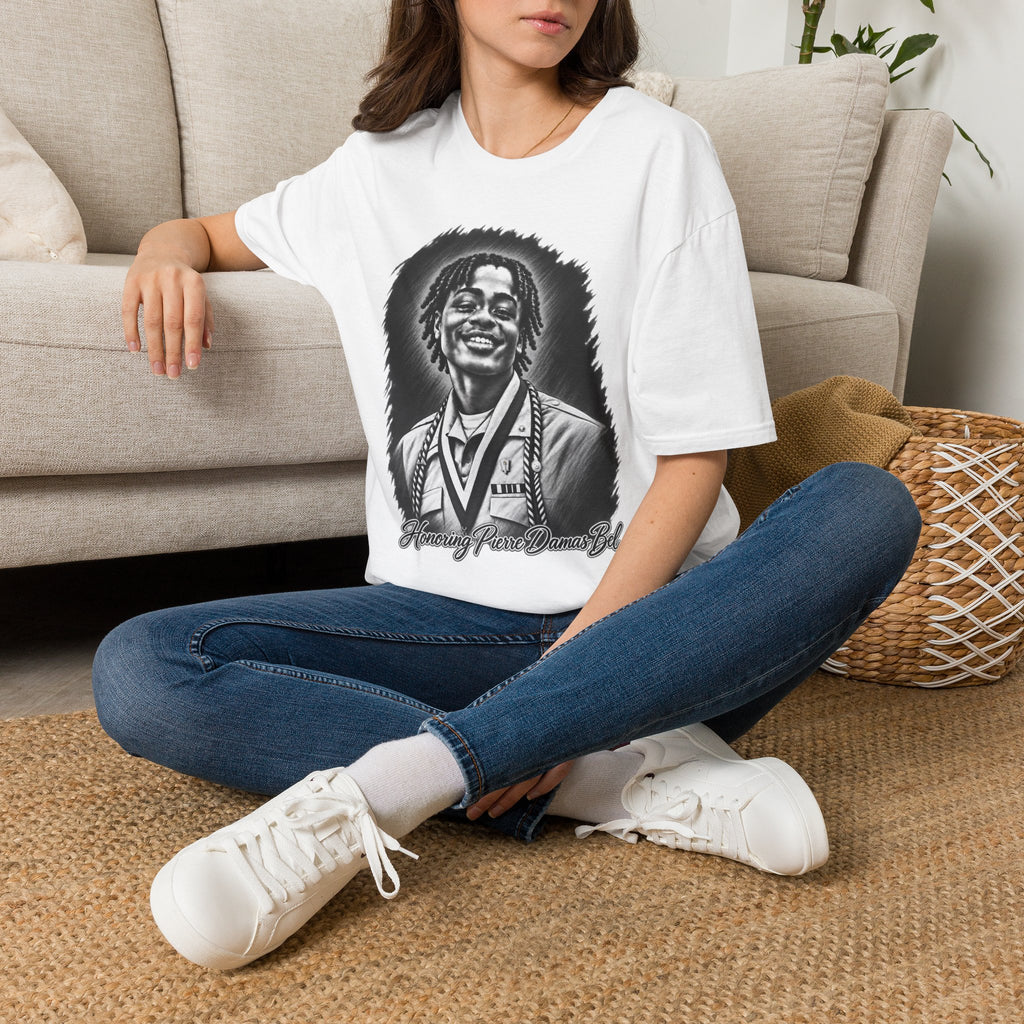 Smiling Portrait Front - In Memory of Pierre Damas Bel T-Shirt