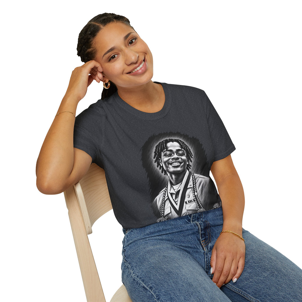 Smiling Portrait Front - In Memory of Pierre Damas Bel T-Shirt