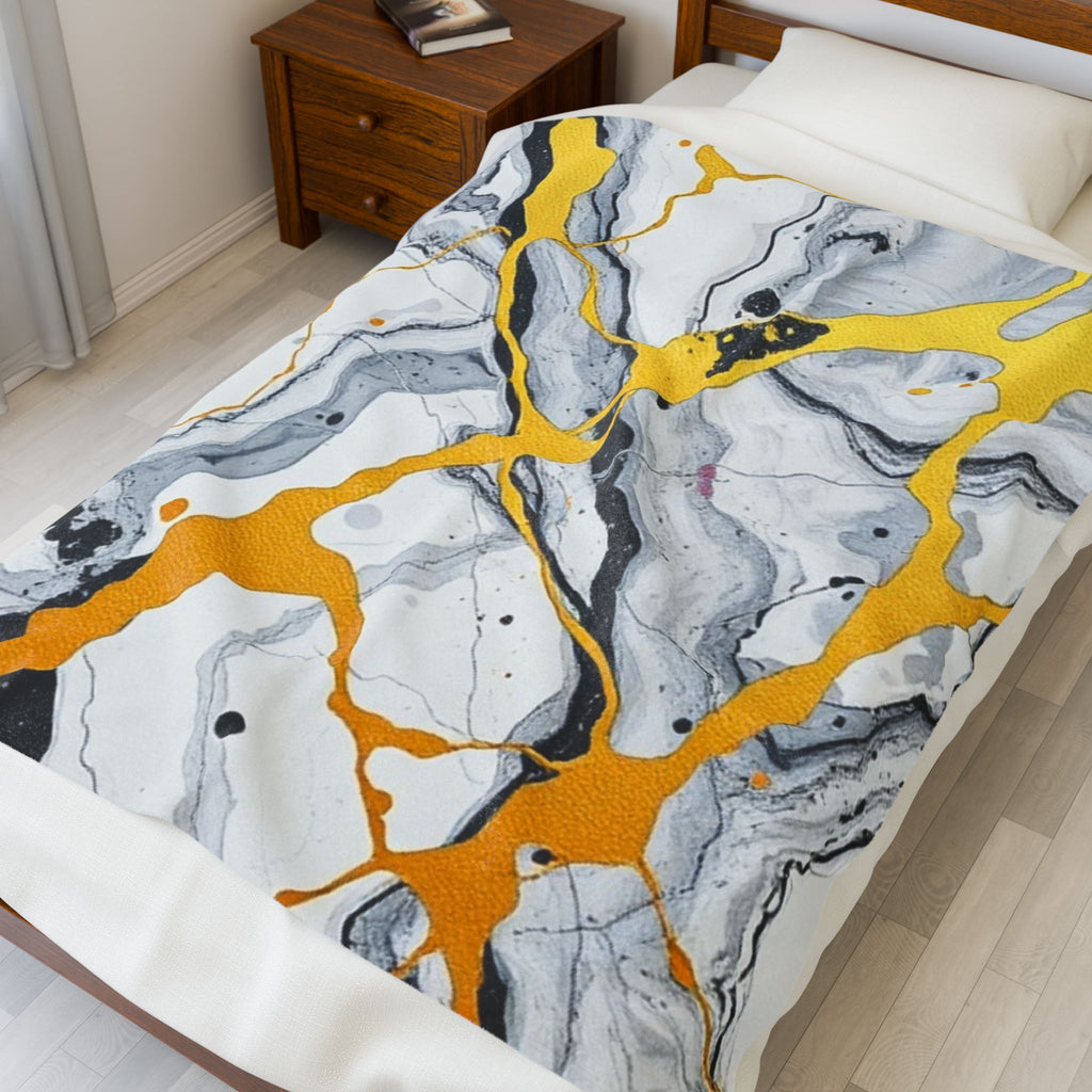 Marble & Gold Print Velveteen Plush Blanket – For Comfort and Warmth