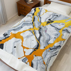 Marble & Gold Print Velveteen Plush Blanket – For Comfort and Warmth