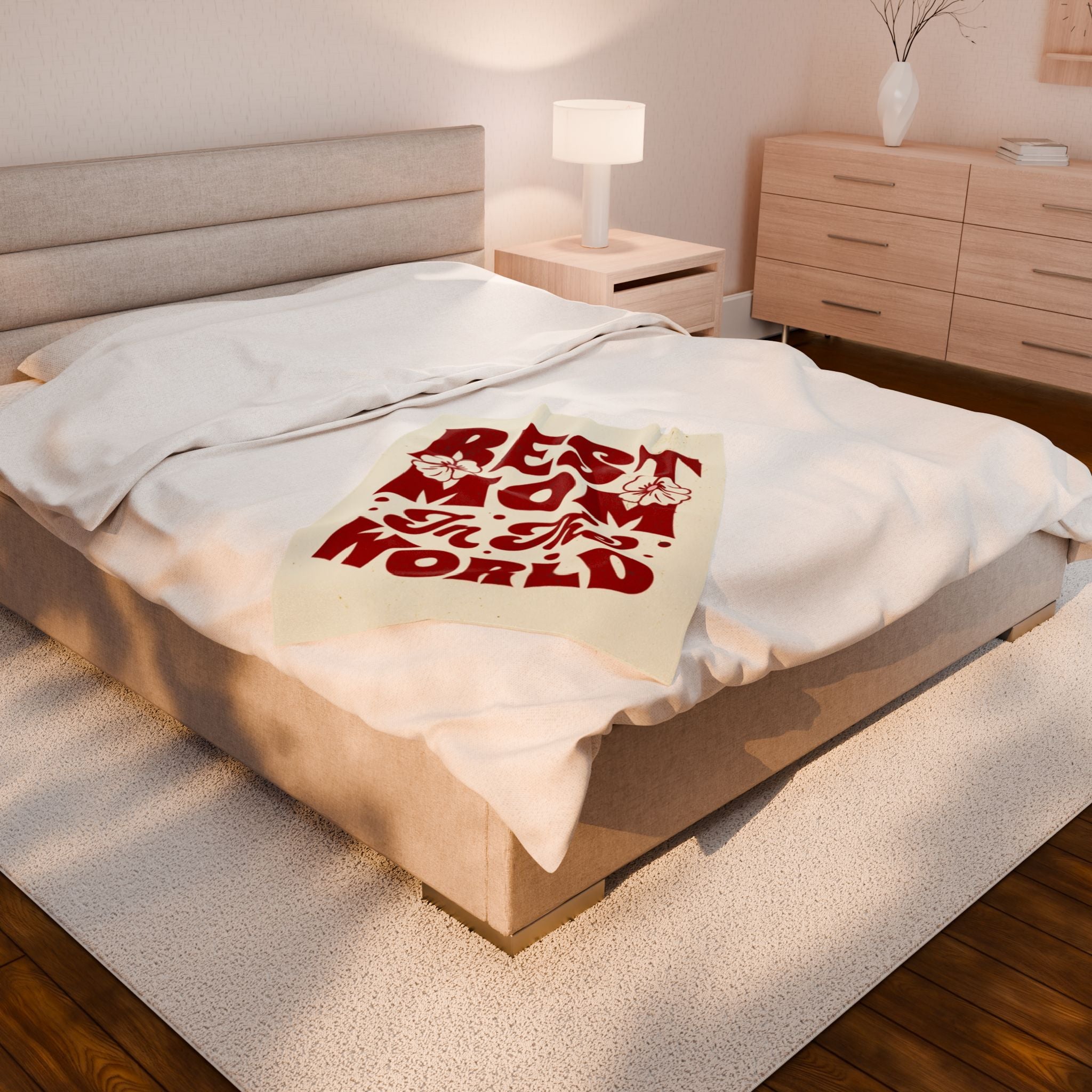 Best Mom In The World Velveteen Plush Blanket