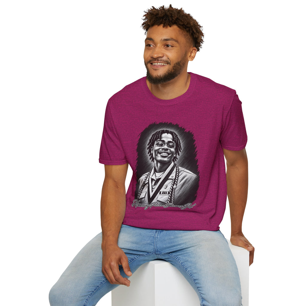Smiling Portrait Front - In Memory of Pierre Damas Bel T-Shirt