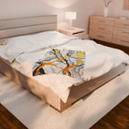 Marble & Gold Print Velveteen Plush Blanket – For Comfort and Warmth