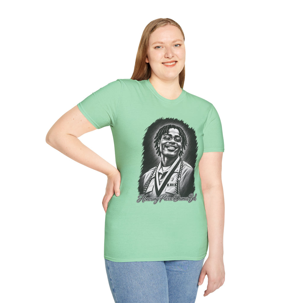 Smiling Portrait Front - In Memory of Pierre Damas Bel T-Shirt