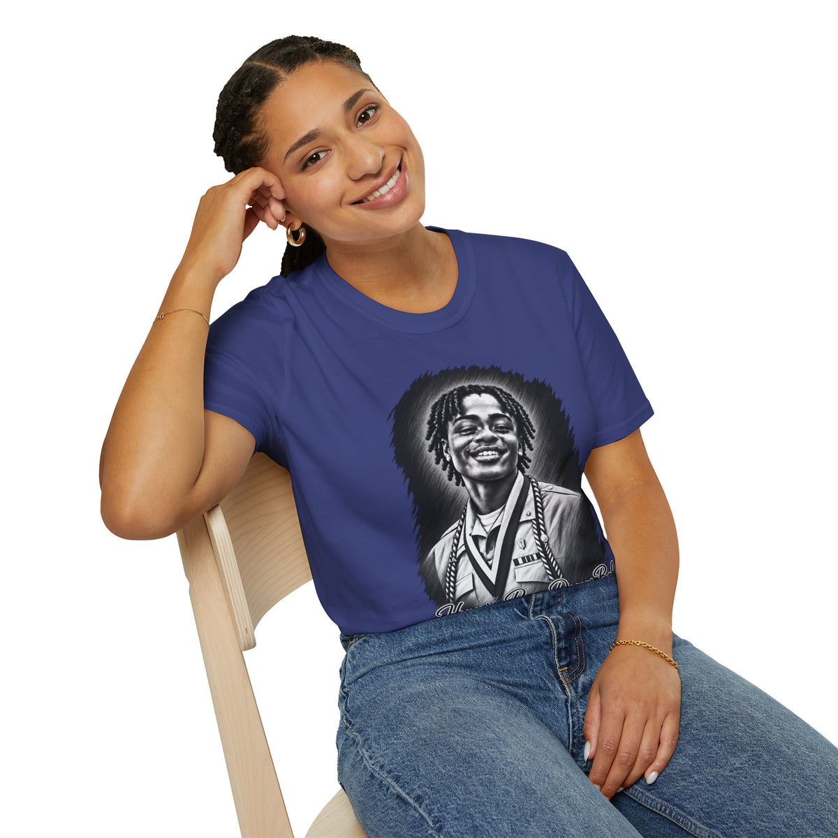 Smiling Portrait Front - In Memory of Pierre Damas Bel T-Shirt