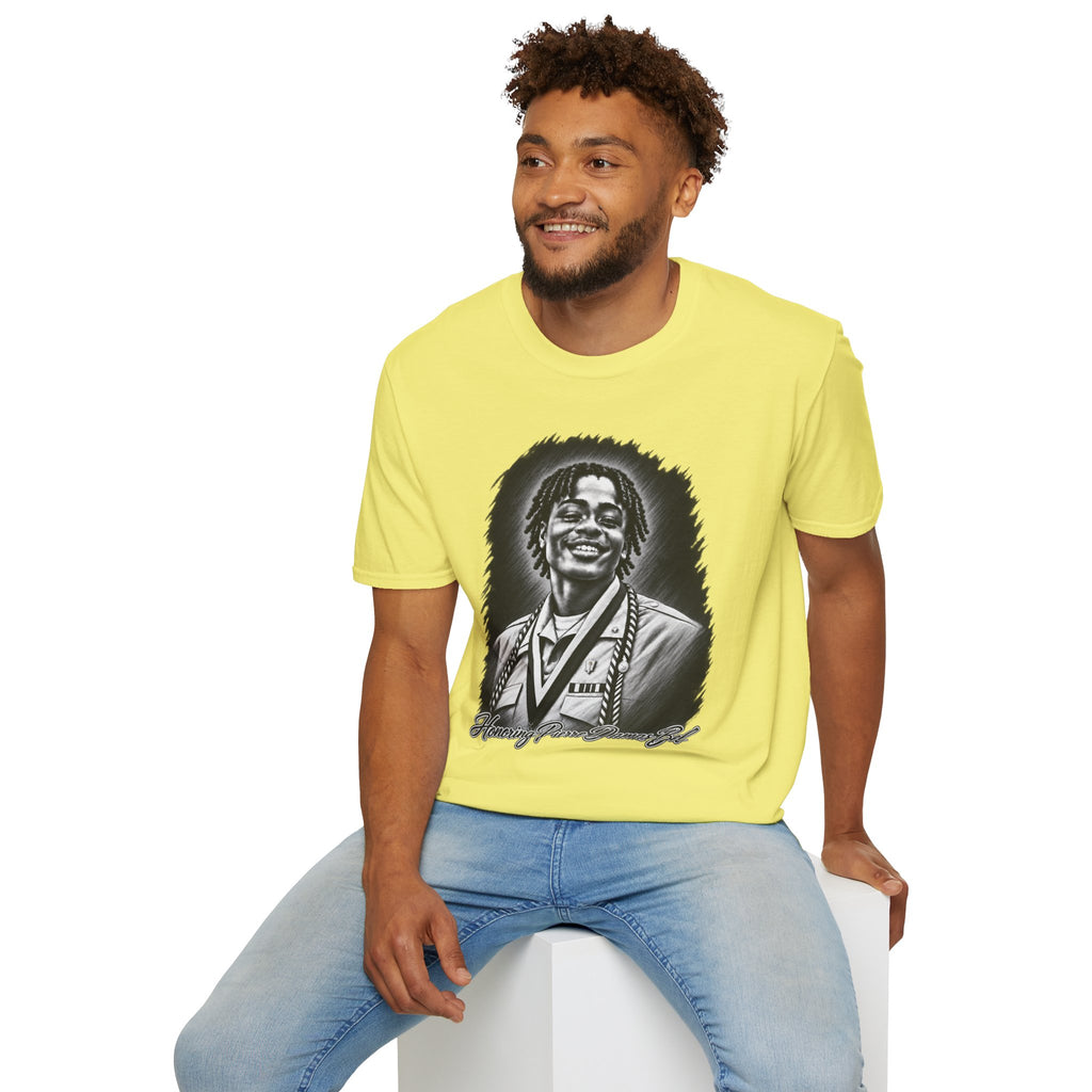 Smiling Portrait Front - In Memory of Pierre Damas Bel T-Shirt