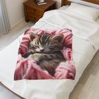 Cozy Kitty Velveteen Plush Blanket – Adorable Feline Design for Comfort and Warmth