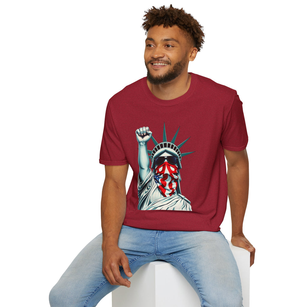 Resist - Patriotic Statue of Liberty T-Shirt - Unisex Softstyle Tee