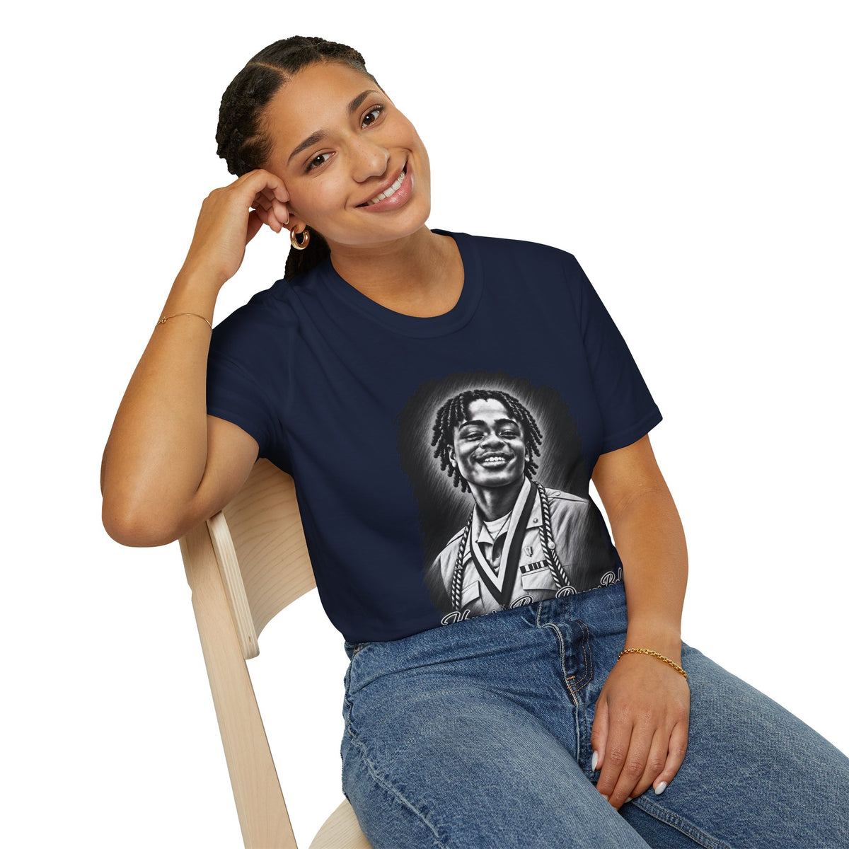 Smiling Portrait Front - In Memory of Pierre Damas Bel T-Shirt