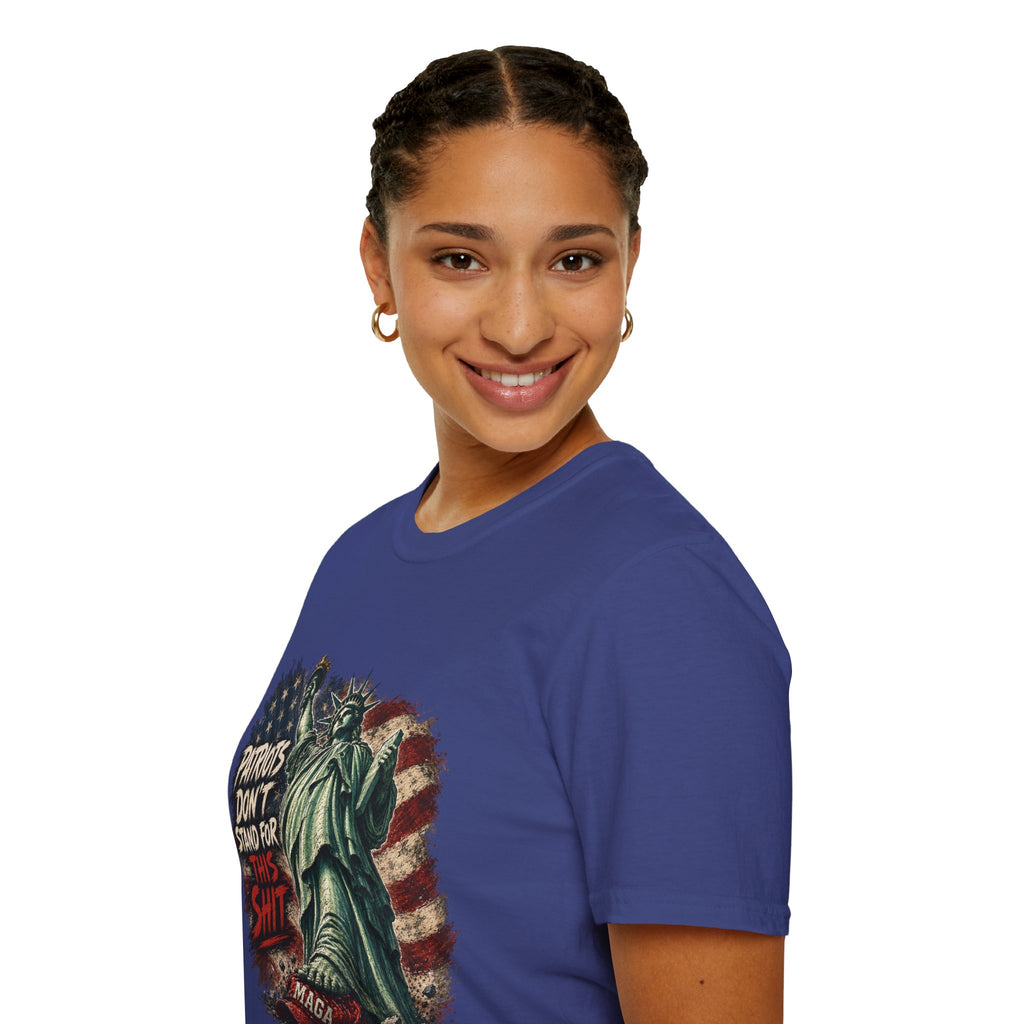 Patriots Don’t Stand For This T-Shirt — Statue of Liberty & Distressed Flag Graphic