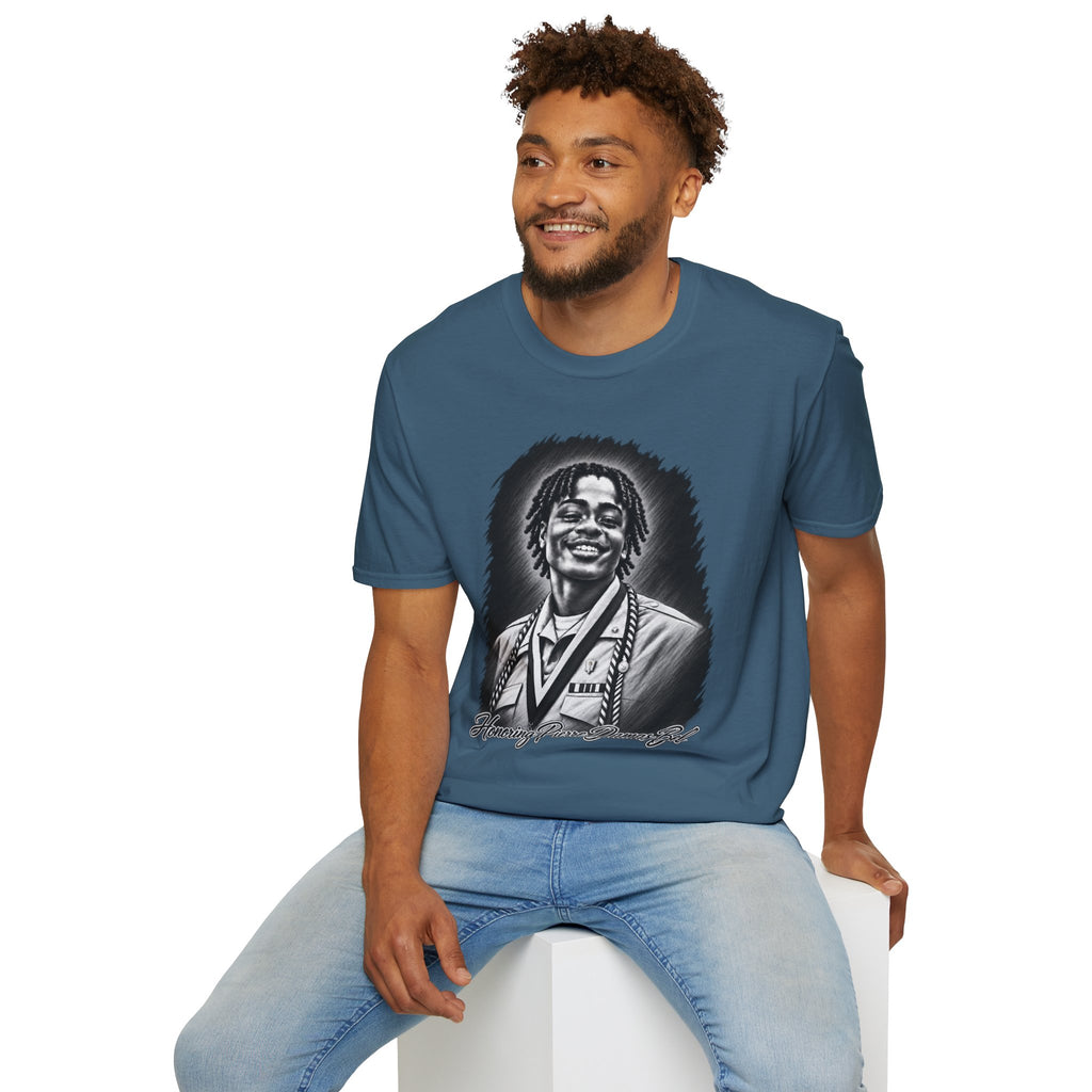 Smiling Portrait Front - In Memory of Pierre Damas Bel T-Shirt