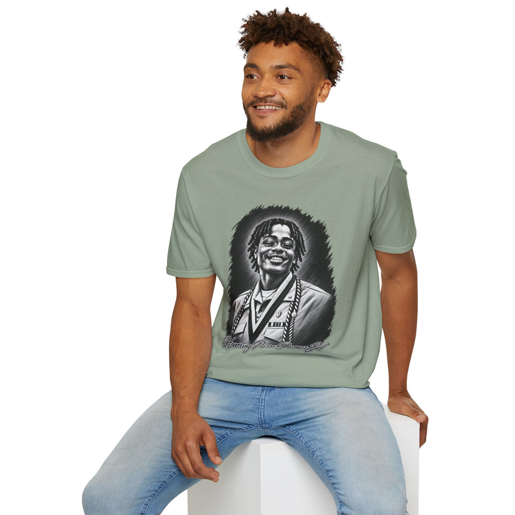 Smiling Portrait Front - In Memory of Pierre Damas Bel T-Shirt
