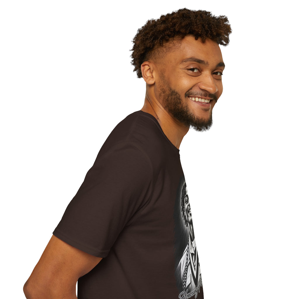 Smiling Portrait Front - In Memory of Pierre Damas Bel T-Shirt