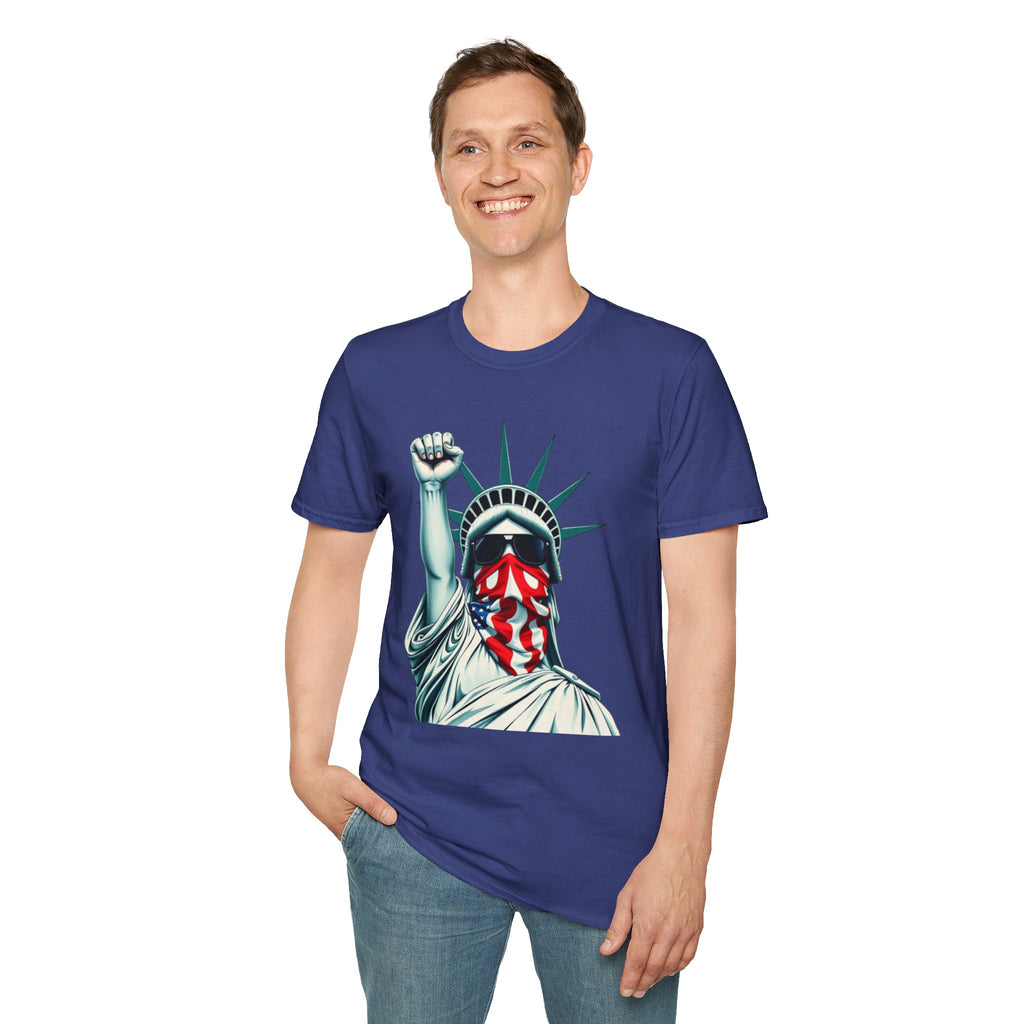 Resist - Patriotic Statue of Liberty T-Shirt - Unisex Softstyle Tee
