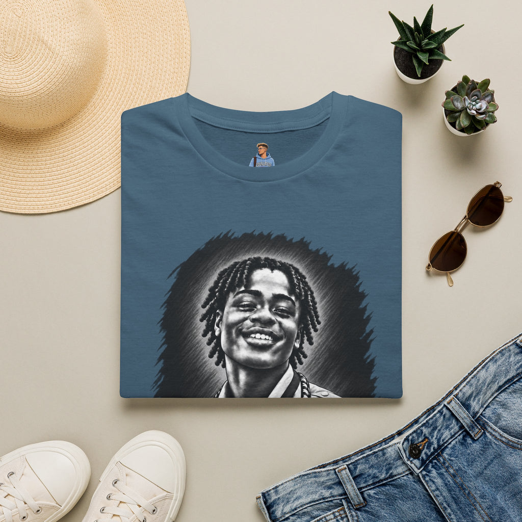 Smiling Portrait Front - In Memory of Pierre Damas Bel T-Shirt
