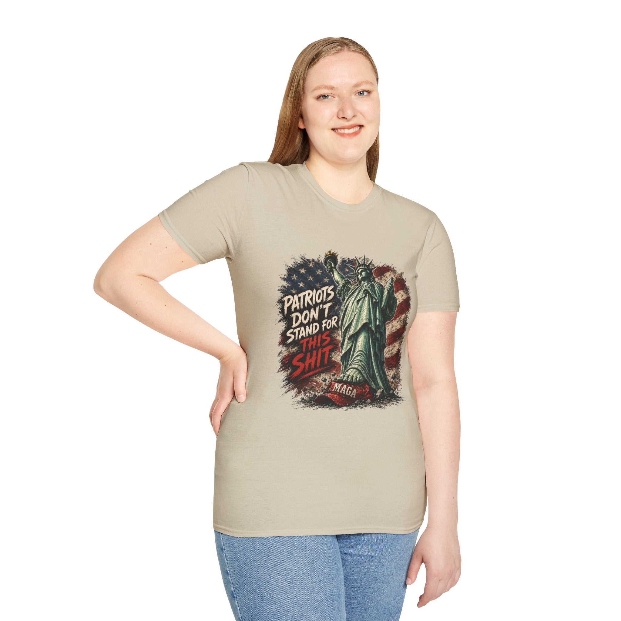 Patriots Don’t Stand For This T-Shirt — Statue of Liberty & Distressed Flag Graphic