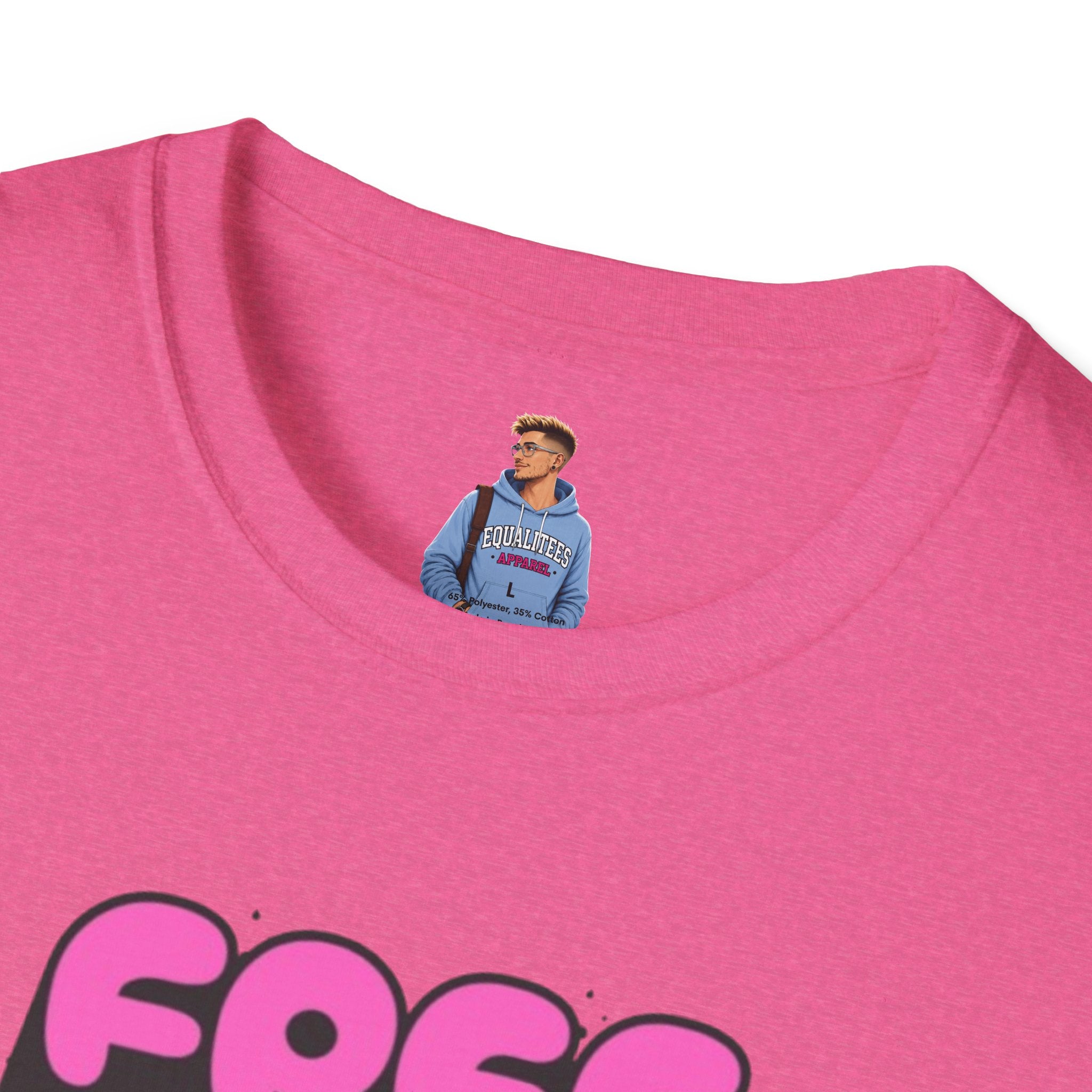 Free Mom Hugs Unisex Softstyle T-Shirt