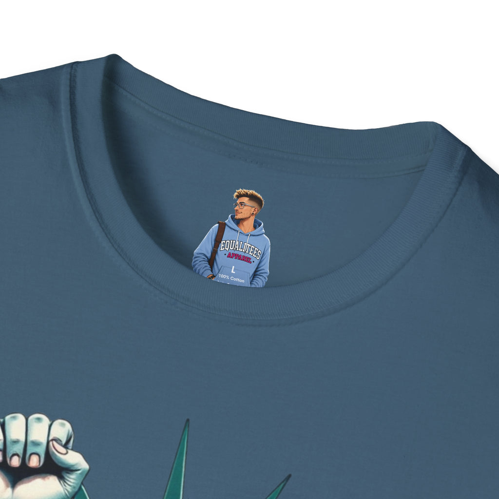 Resist - Patriotic Statue of Liberty T-Shirt - Unisex Softstyle Tee