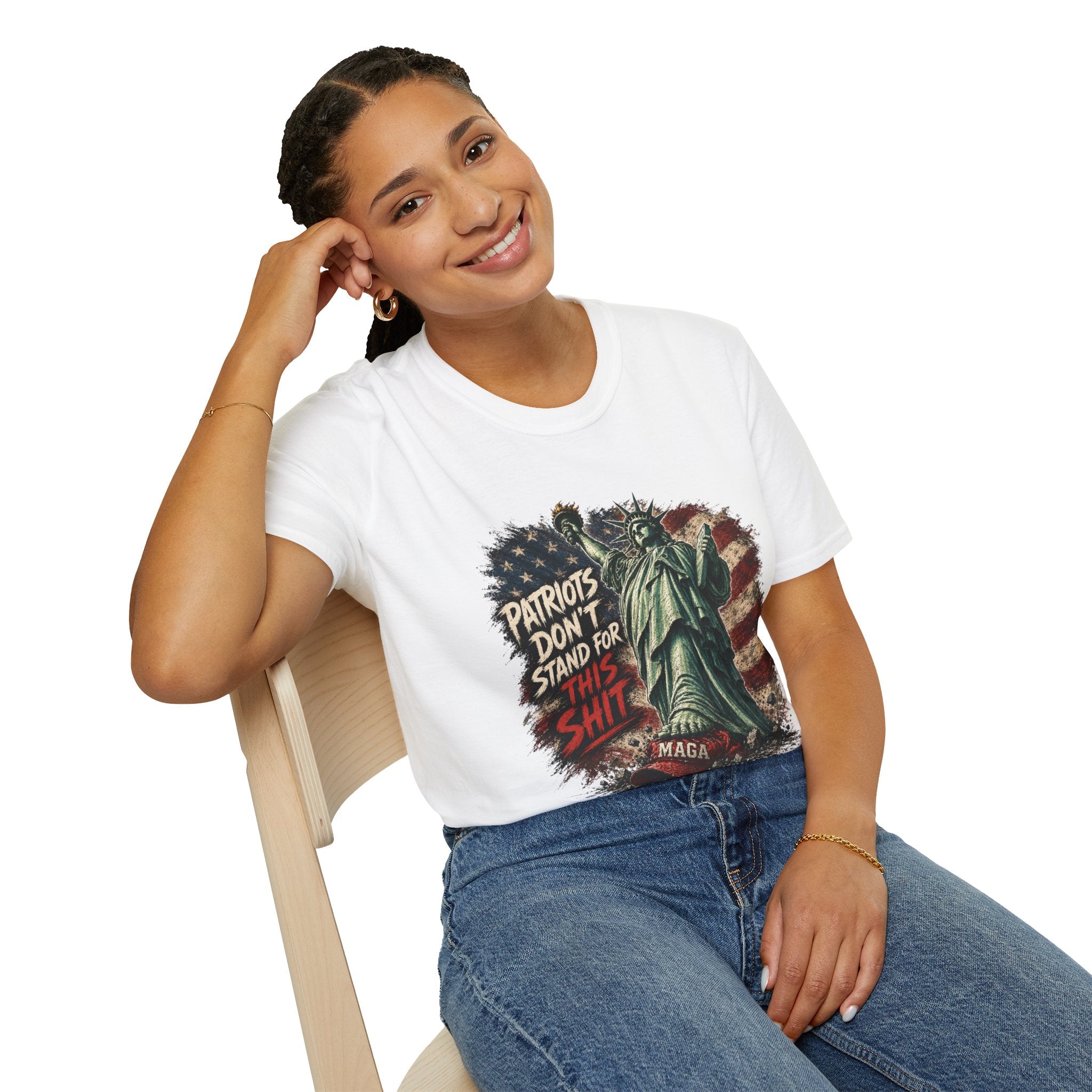 Patriots Don’t Stand For This T-Shirt — Statue of Liberty & Distressed Flag Graphic
