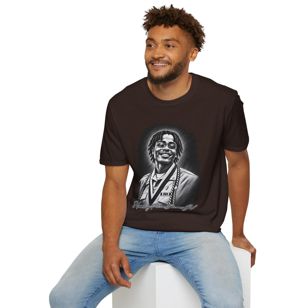 Smiling Portrait Front - In Memory of Pierre Damas Bel T-Shirt