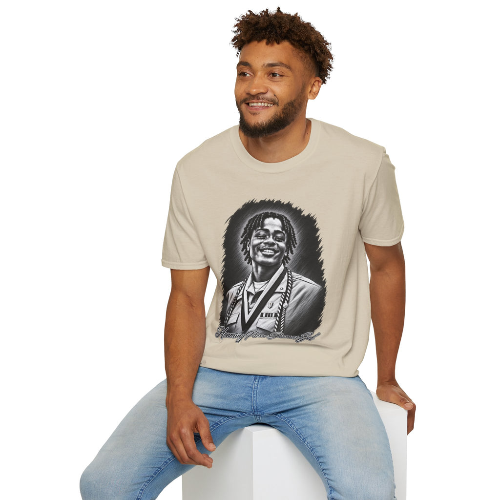 Smiling Portrait Front - In Memory of Pierre Damas Bel T-Shirt