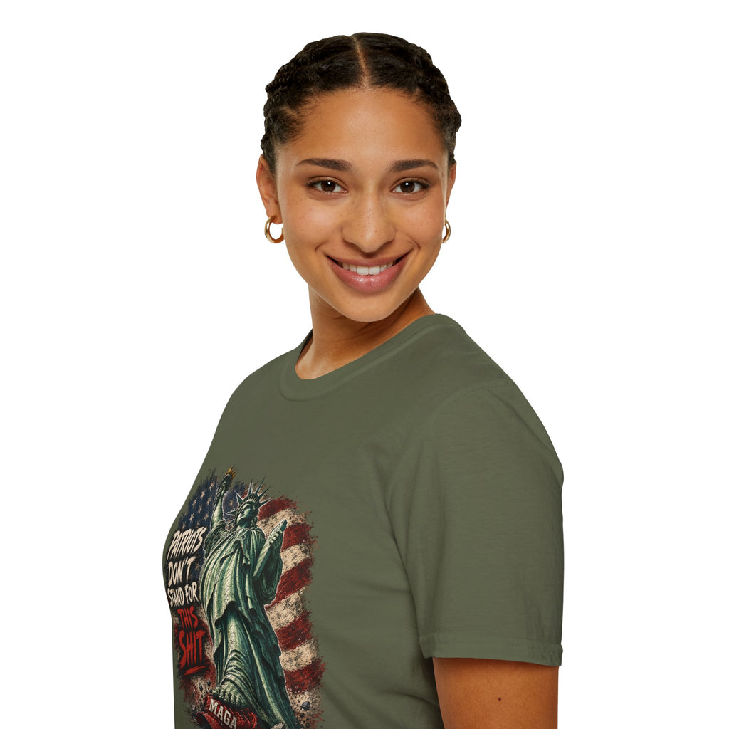 Patriots Don’t Stand For This T-Shirt — Statue of Liberty & Distressed Flag Graphic