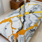 Marble & Gold Print Velveteen Plush Blanket – For Comfort and Warmth
