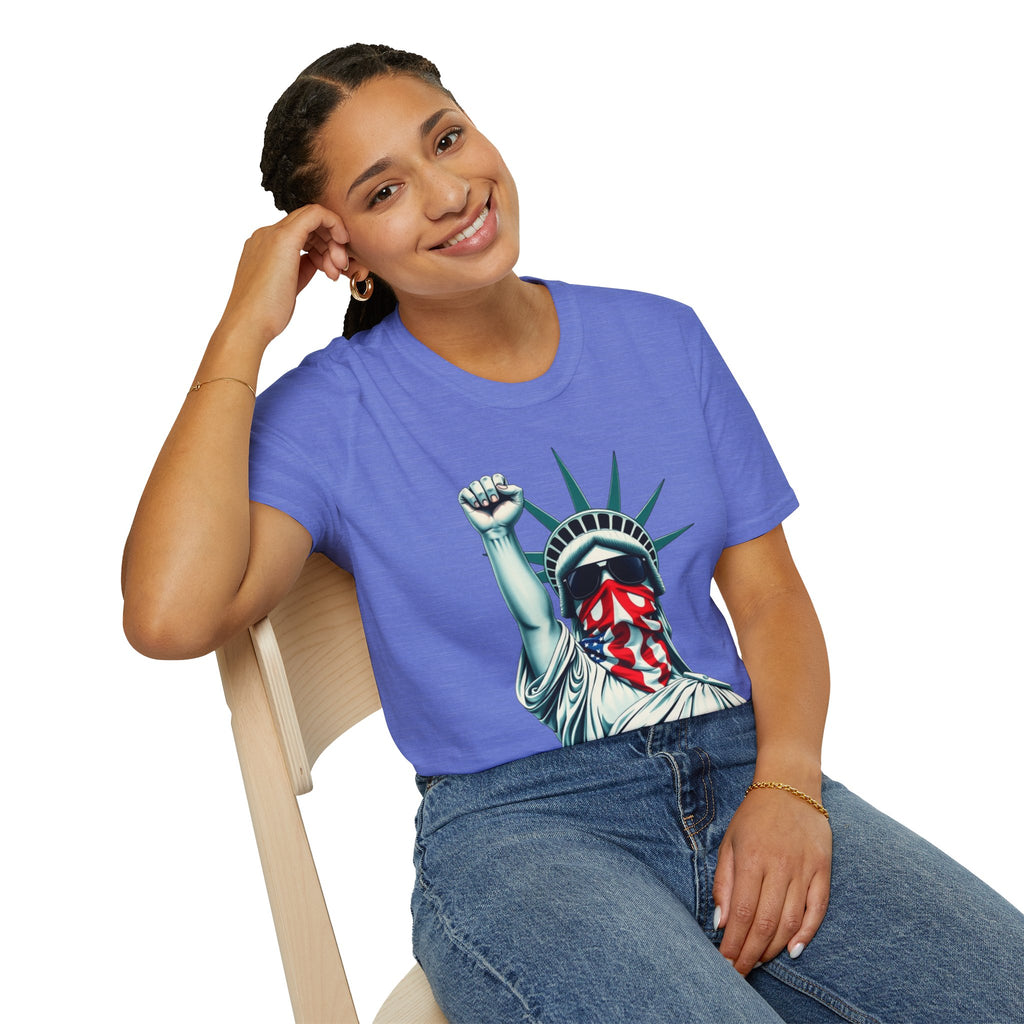 Resist - Patriotic Statue of Liberty T-Shirt - Unisex Softstyle Tee