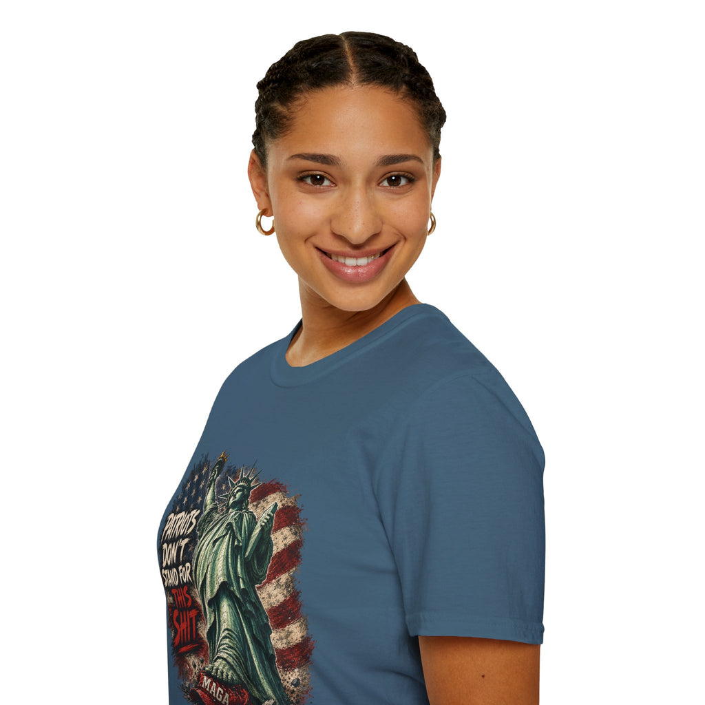 Patriots Don’t Stand For This T-Shirt — Statue of Liberty & Distressed Flag Graphic